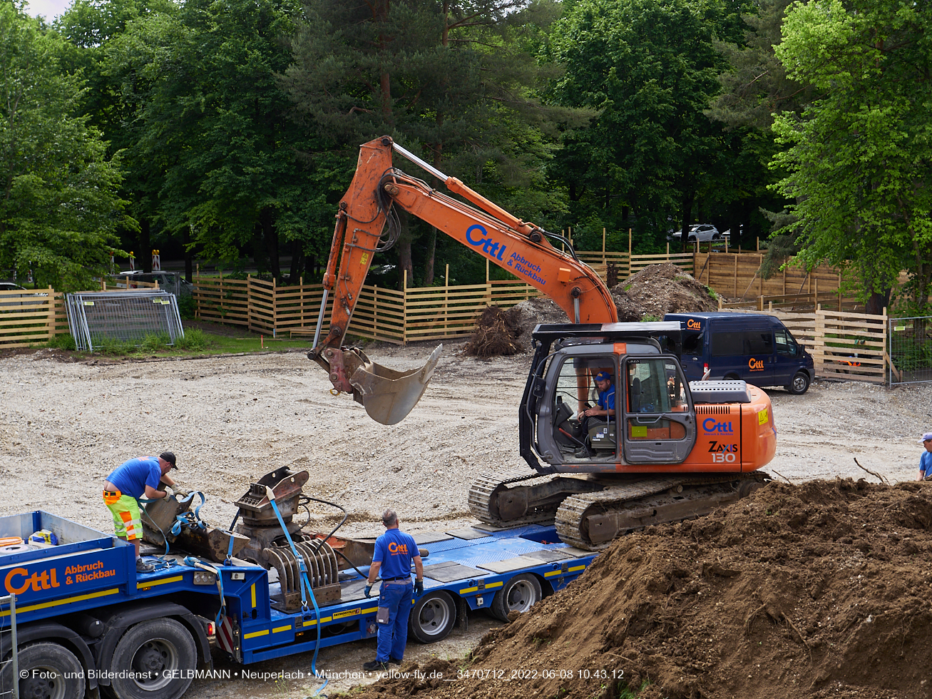 08.06.2022 - Baustelle zur Mütterberatung und Haus für Kinder